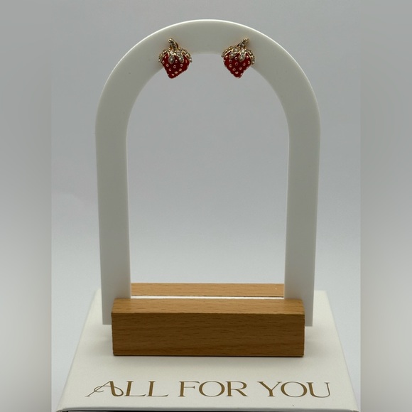 Strawberry Set - Picture 2 of 5